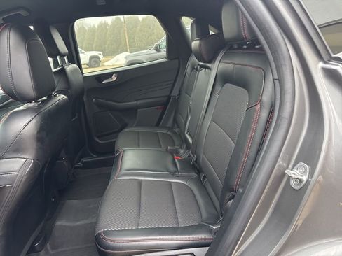 Used 2024 Ford Escape ST-Line w/ Tech Pack #1 image 18