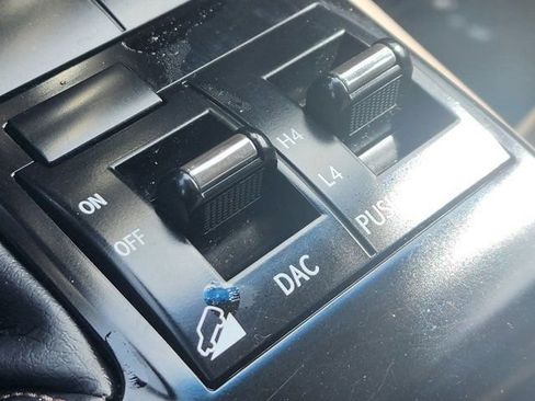 Used 2021 Lexus GX 460 Premium AWD/4WD image 16