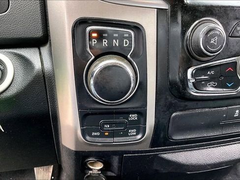 Used 2017 RAM 1500 Classic SLT image 22