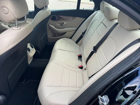 Used 2018 Mercedes-Benz C 300 Sedan image 10