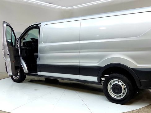 Used 2020 Ford Transit 150 Low Roof RWD image 11