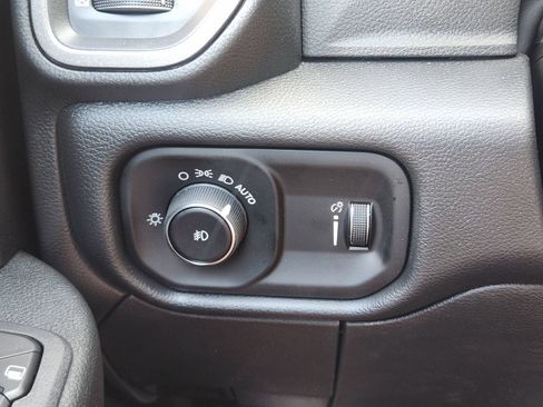 New 2026 RAM 3500 Tradesman AWD/4WD image 21
