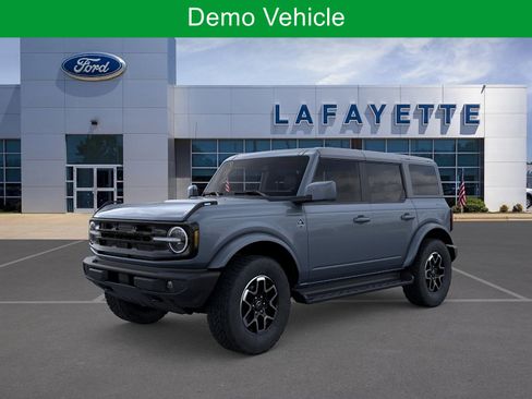 New 2025 Ford Bronco Outer Banks AWD/4WD image 1