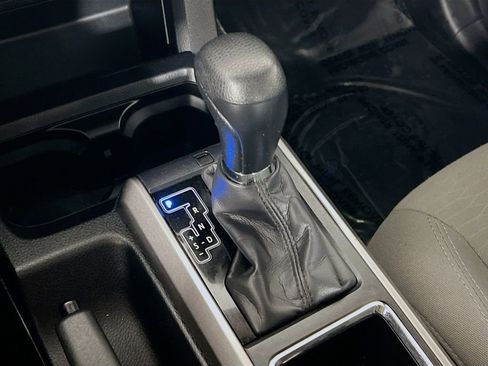 Used 2017 Toyota Tacoma 4x4 Double Cab image 16