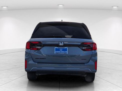 New 2026 Honda Odyssey Sport-L image 5