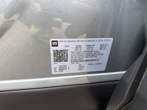 Used 2024 Chevrolet Blazer EV LT AWD/4WD image 21
