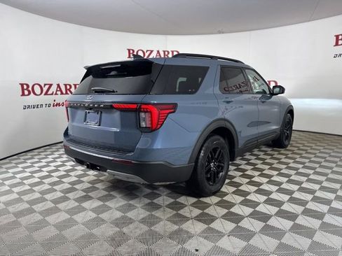 New 2026 Ford Explorer Active w/ Active Comfort Package image 7