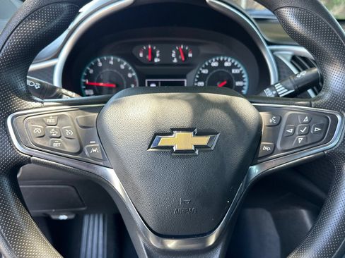 Used 2025 Chevrolet Malibu LT FWD image 28