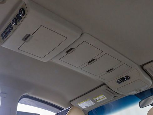 Used 2012 Nissan Armada SV RWD image 24