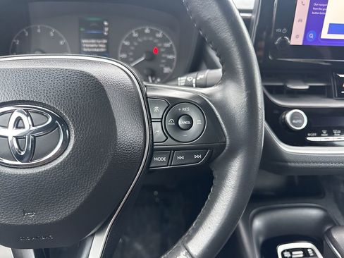 Used 2023 Toyota Corolla SE image 14
