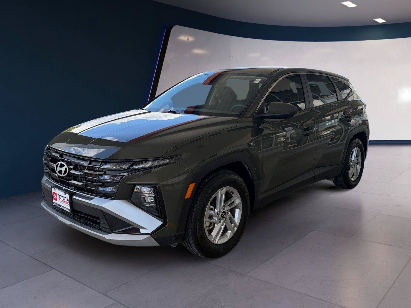 Used 2025 Hyundai Tucson SE FWD image 1