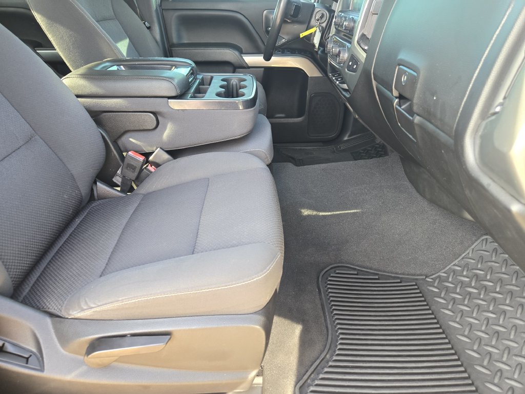 Used 2018 Chevrolet Silverado 1500 LT w/ Texas Edition AWD/4WD image 9