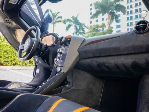 Used 2018 McLaren 720S Performance image 75