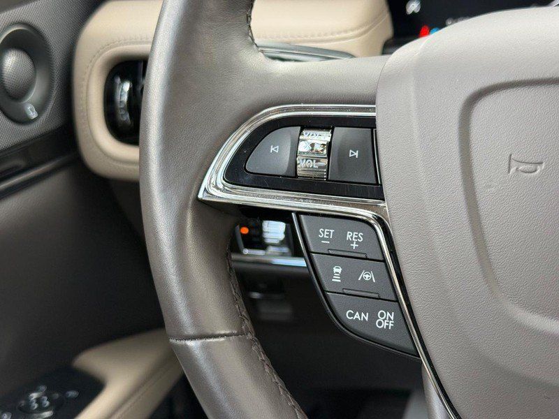 Certified 2023 Lincoln Nautilus Reserve w/ Equipment Group 201A AWD/4WD image 17