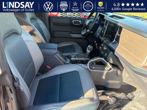 Used 2021 Ford Bronco Outer Banks image 11