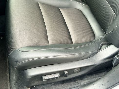 Used 2022 Honda Accord Sport image 9