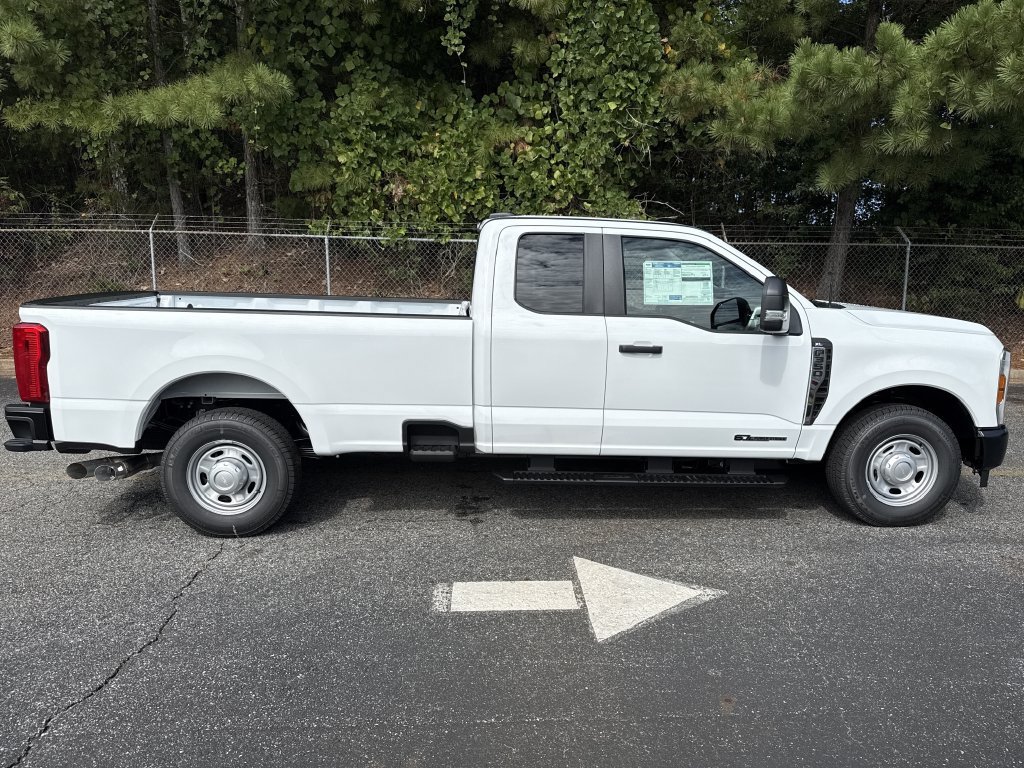 New 2026 Ford F350 XL w/ XL Driver Assist Package RWD image 8