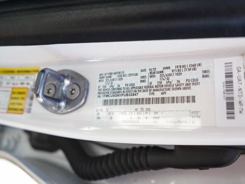 Used 2023 Ford Escape Active w/ Tech Pack #2 FWD image 40