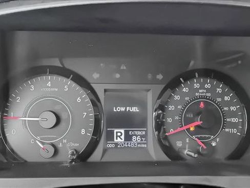 Used 2015 Toyota Sienna LE FWD image 12