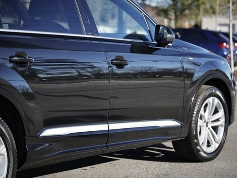 Used 2025 Audi Q7 3.0T Premium Plus image 8