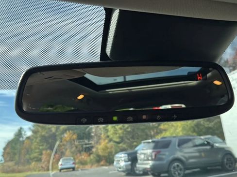 Used 2017 Nissan Rogue SL w/ SL Premium Package image 24