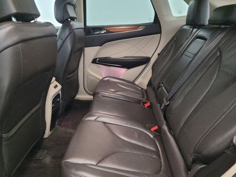 Used 2017 Lincoln MKC Select w/ Select Plus Package image 18