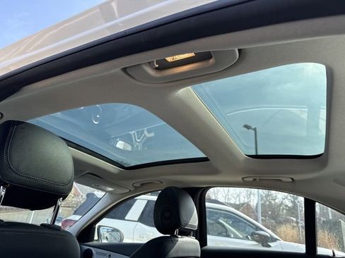 Used 2016 Mercedes-Benz C 300 4MATIC Sedan image 14