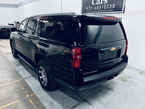 Used 2018 Chevrolet Suburban LT AWD/4WD image 5