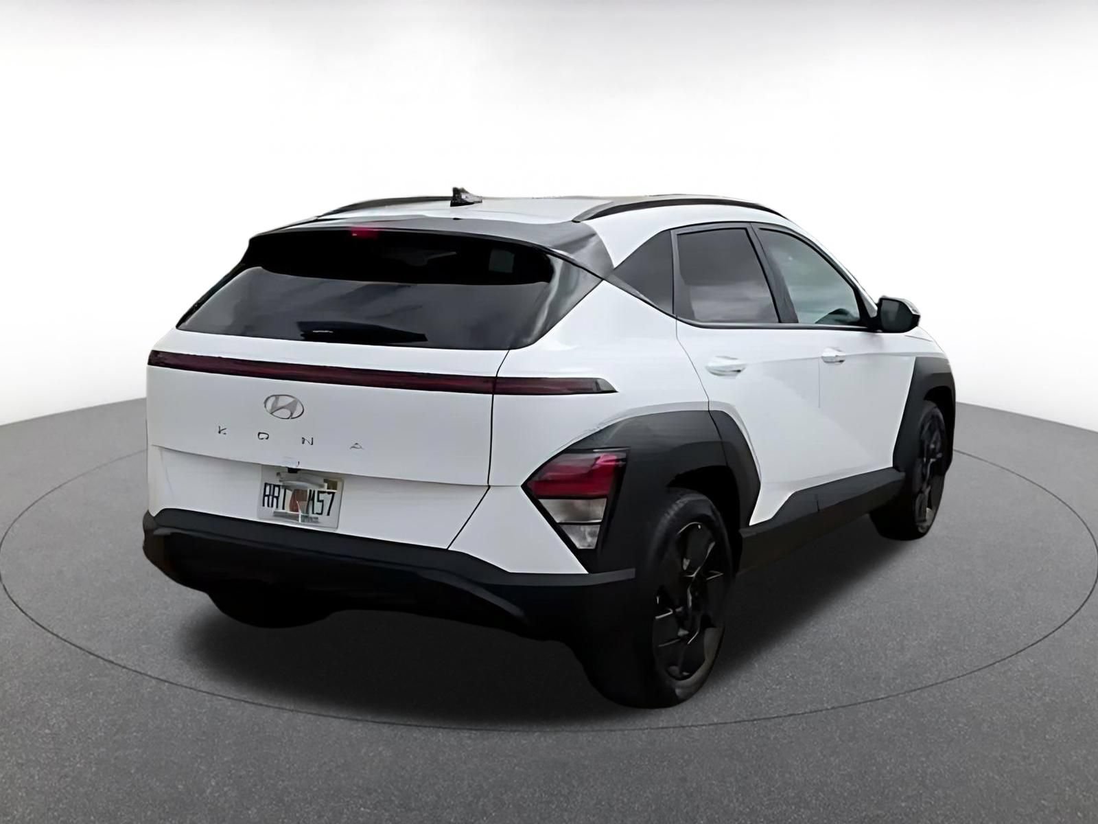Used 2026 Hyundai Kona SEL Sport FWD image 13