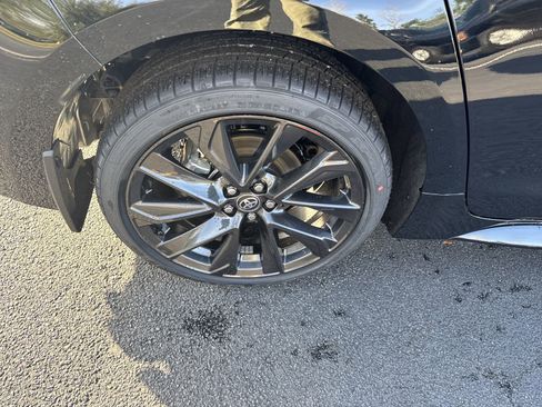 New 2025 Toyota Corolla SE image 11