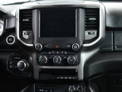 Used 2019 RAM 1500 Big Horn AWD/4WD image 9
