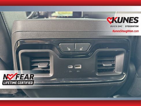 Used 2025 GMC Sierra 2500 AT4 AWD/4WD image 45