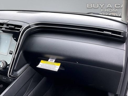 Used 2023 Hyundai Tucson SE AWD/4WD image 17