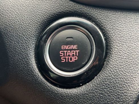 Used 2020 Kia Sorento S image 25