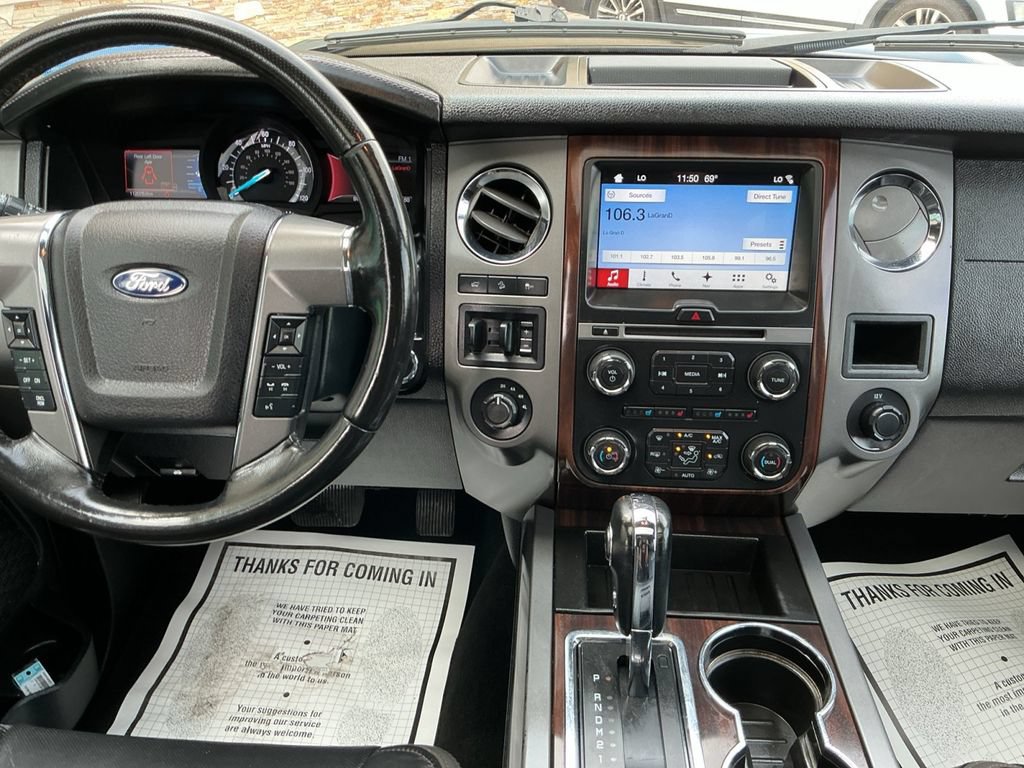 Used 2017 Ford Expedition EL Platinum AWD/4WD image 18