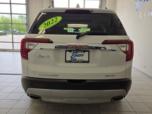 Used 2022 GMC Acadia SLT w/ Technology Package AWD/4WD image 12