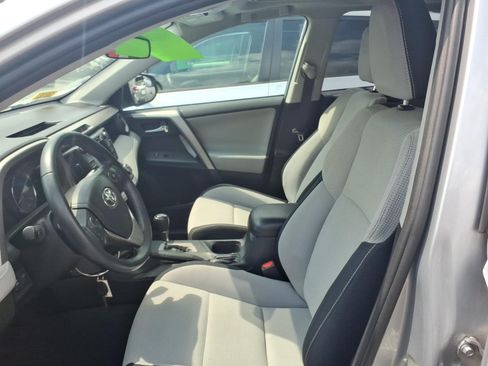 Used 2016 Toyota RAV4 XLE w/ Cargo Management Package AWD/4WD image 7