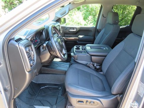 Certified 2019 Chevrolet Silverado 1500 RST AWD/4WD image 23