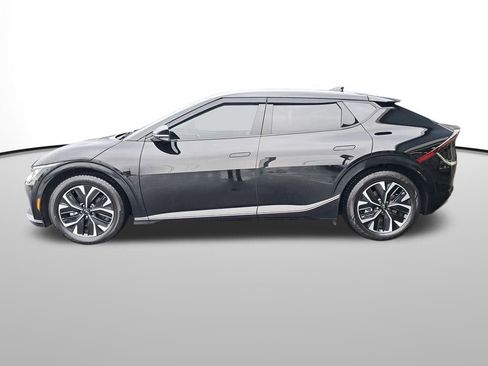 Used 2022 Kia EV6 Wind image 2