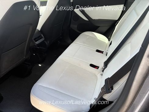 Used 2022 Tesla Model Y Performance AWD/4WD image 5