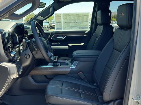 New 2026 Chevrolet Silverado 1500 High Country AWD/4WD image 34
