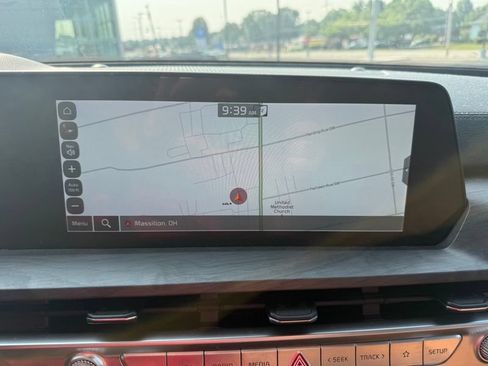 Certified 2024 Kia Telluride EX X-Line AWD/4WD image 13