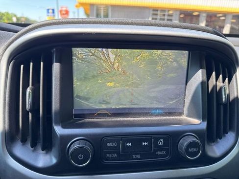 Used 2018 Chevrolet Colorado ZR2 AWD/4WD image 18