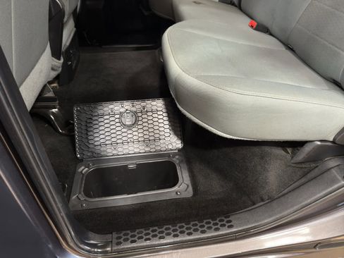 Used 2016 RAM 2500 Tradesman w/ Chrome Appearance Group image 26