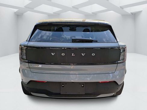 Used 2026 Volvo EX30 Cross Country Ultra w/ Protection Package Premier image 4