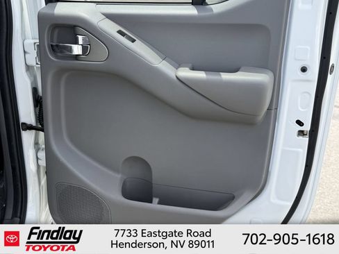 Used 2020 Nissan Frontier SV AWD/4WD image 16