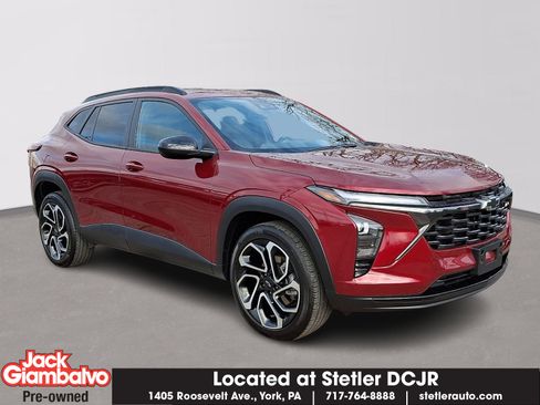 Used 2024 Chevrolet Trax RS w/ Sunroof Package image 1