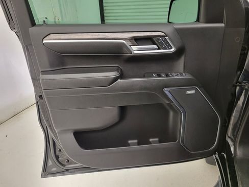 Used 2024 Chevrolet Silverado 1500 LTZ w/ Z71 Off-Road Package image 31