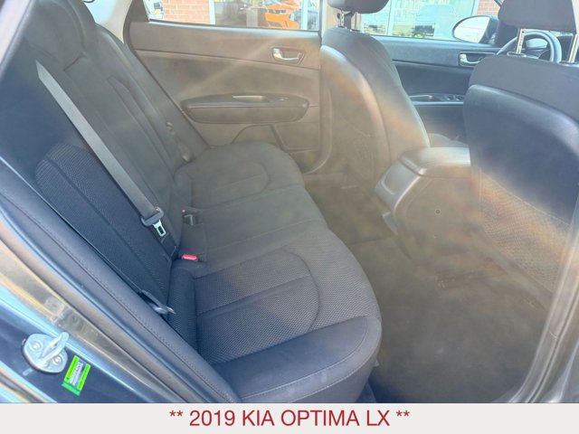 Used 2019 Kia Optima LX FWD image 9