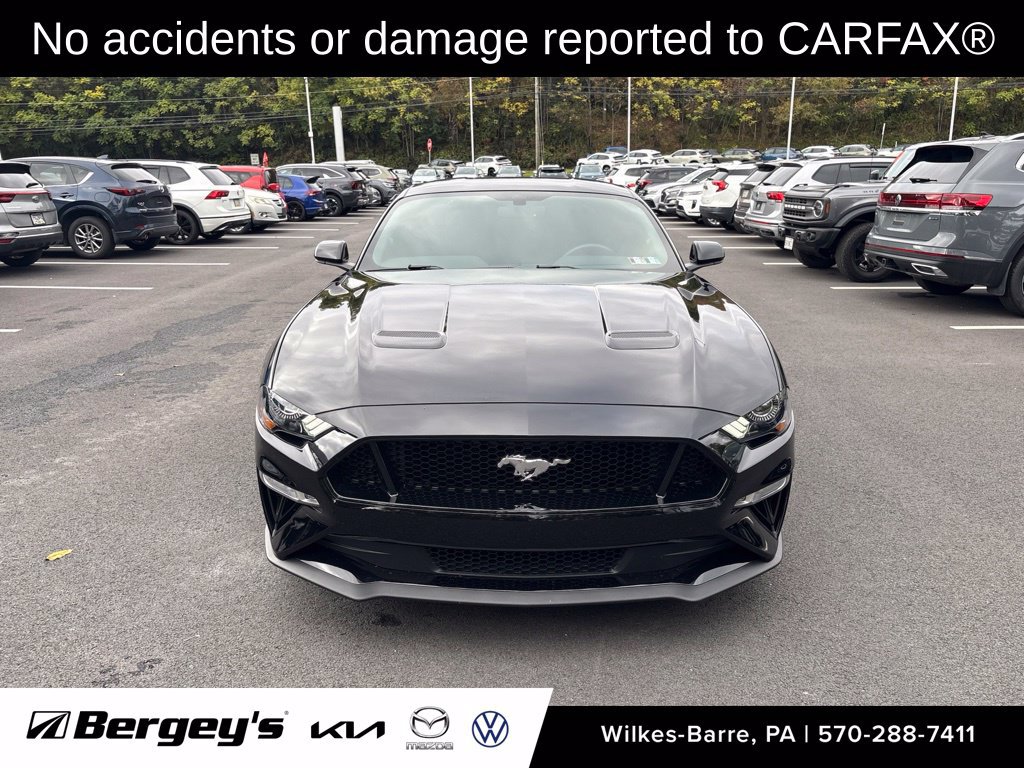 Used 2020 Ford Mustang GT RWD image 2